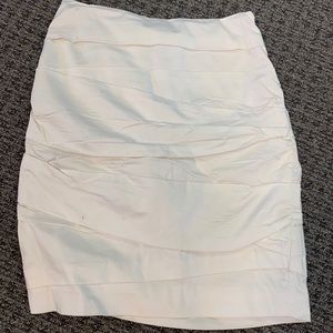 WHBM white rousching skirt